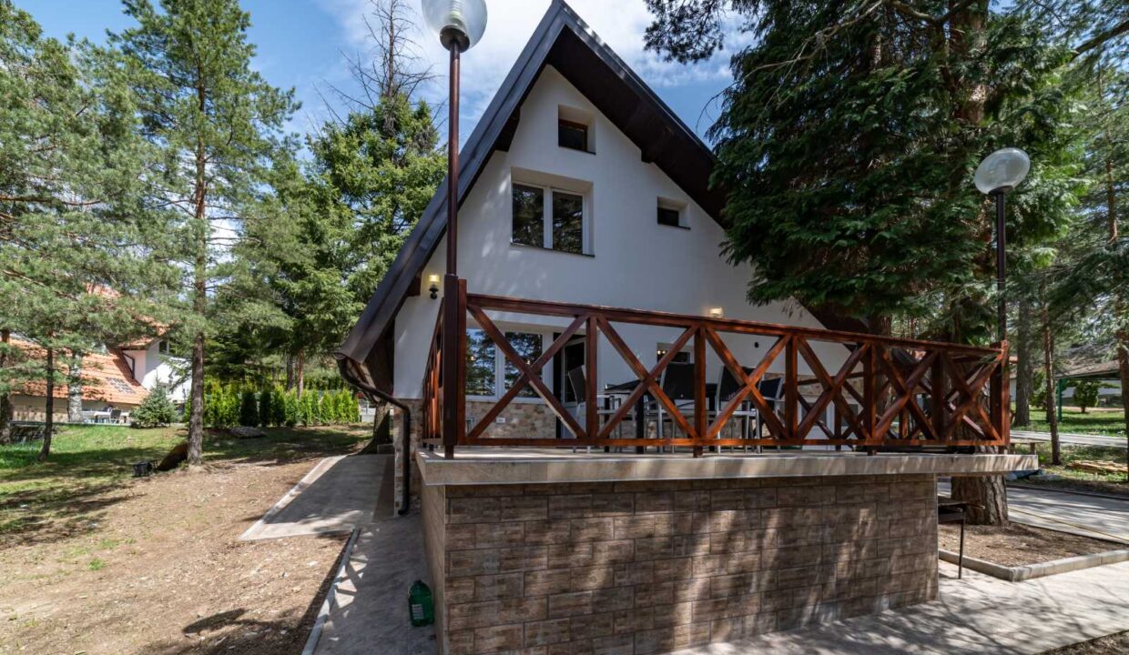 vikendica srna divcibare (17)